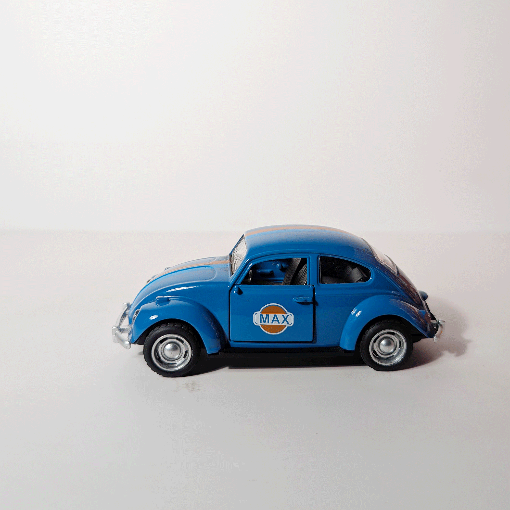1:36 Beetle Blue with graphics