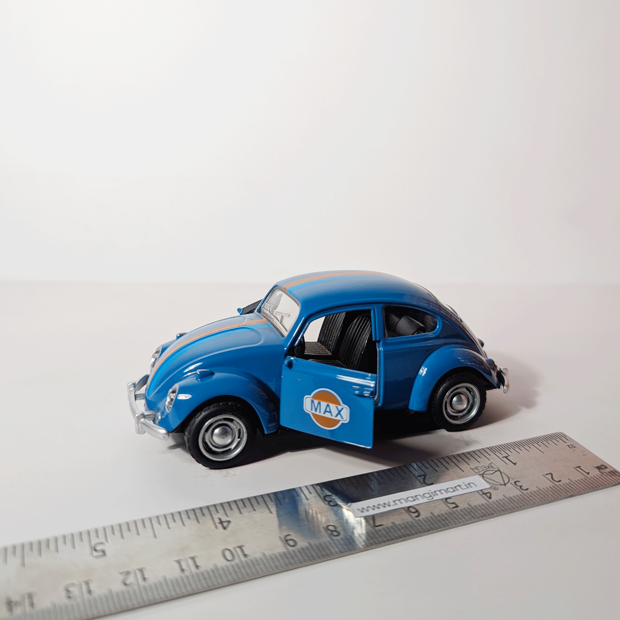 1:36 Beetle Blue with graphics