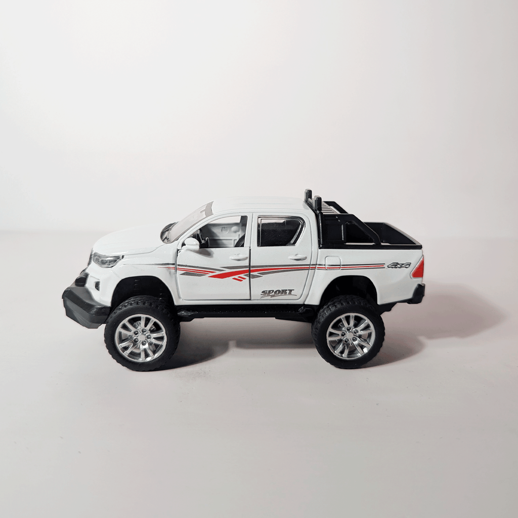 1:36 Hilux White