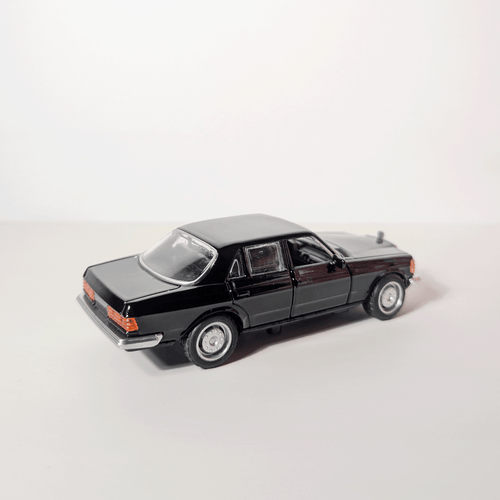 1:36 Benz E- class Vintage Black