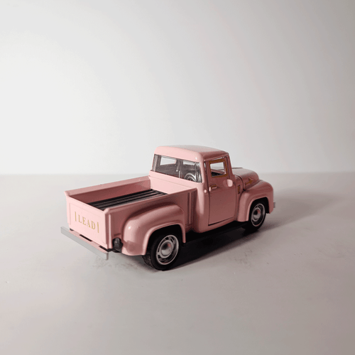 1:36 Classic Pickup Pink