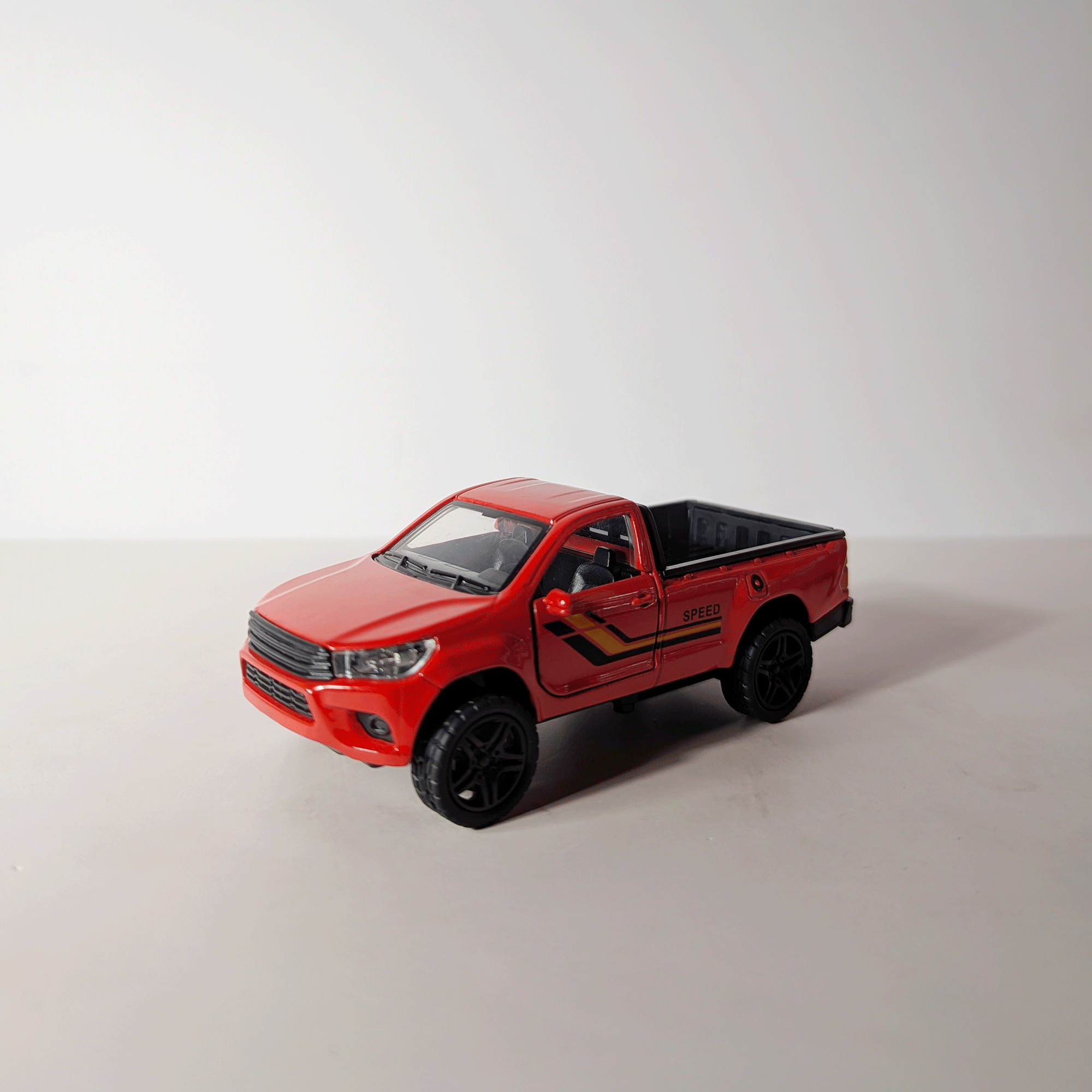 1:36 Hilux Old Model Red