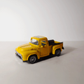 1:36 Classic Pickup Yellow