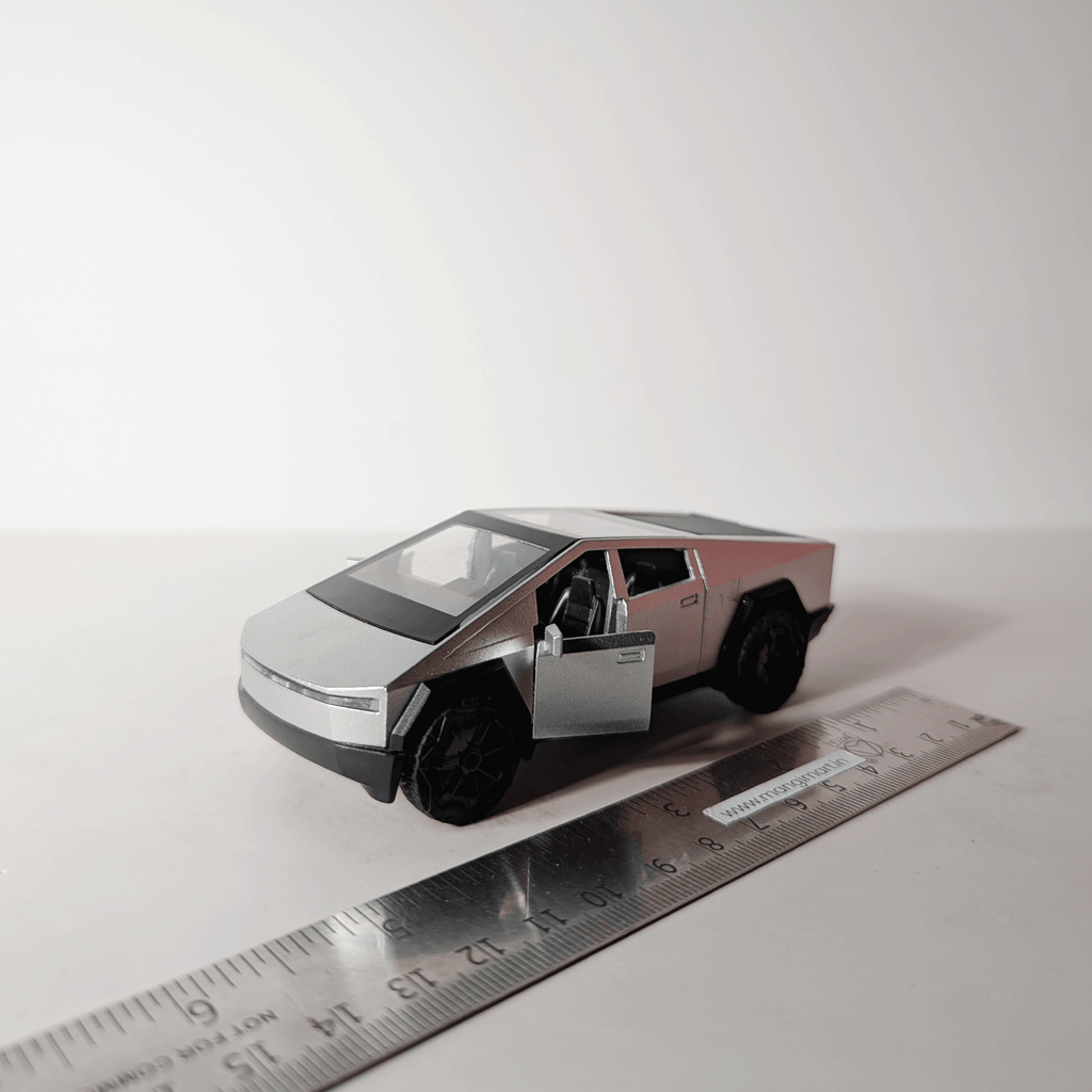 1:43 Cybar Truck Silver