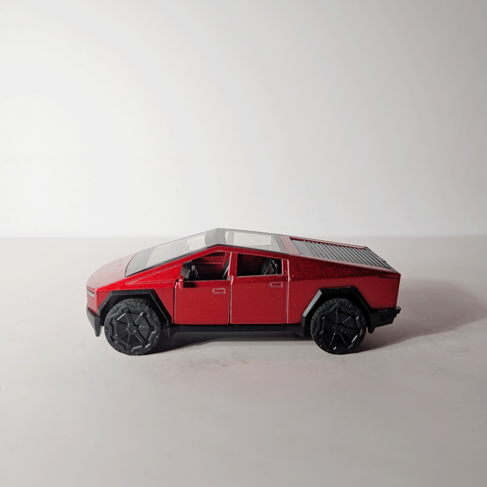 1:43 Cybar Truck Red