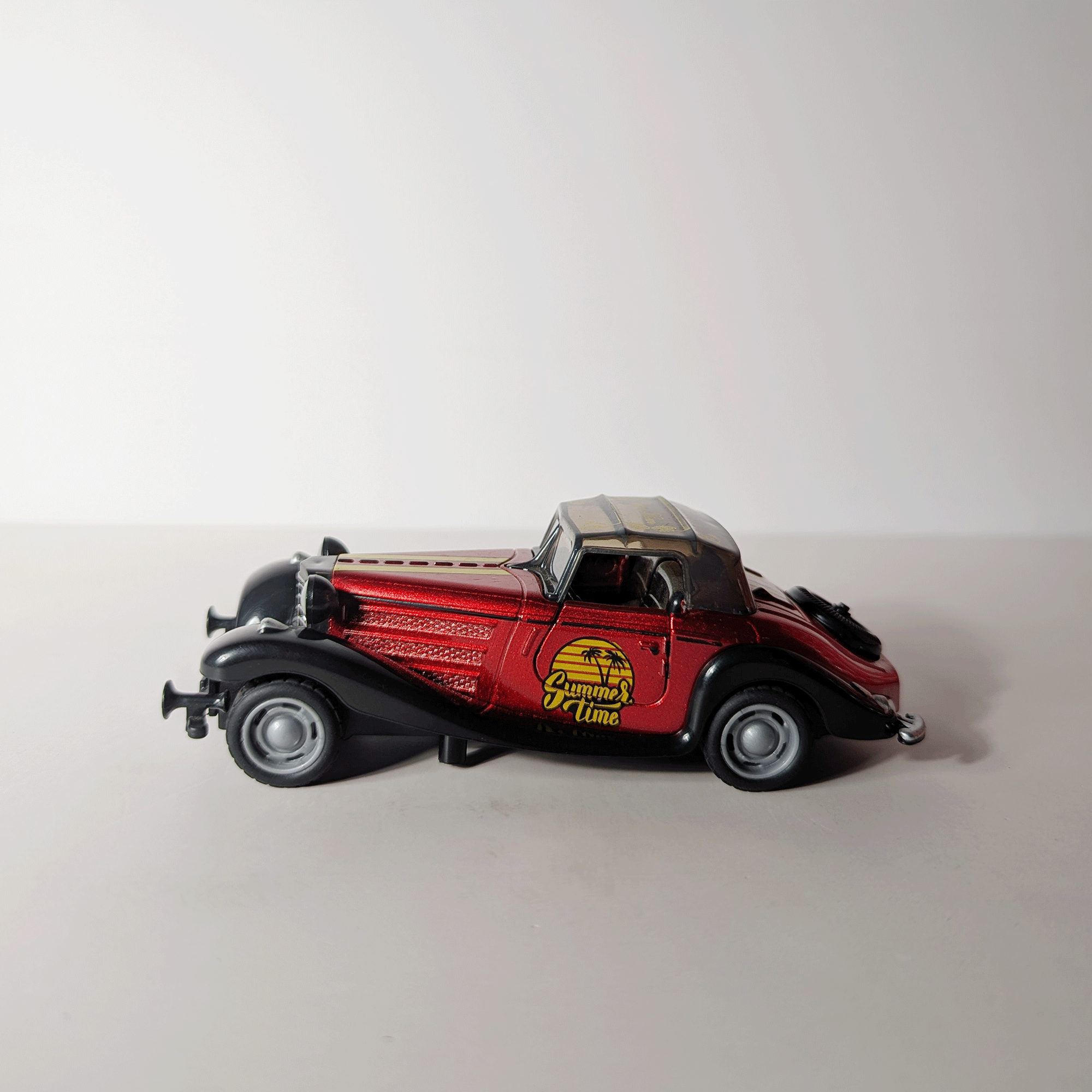 1:36 Vintage Roadster Red
