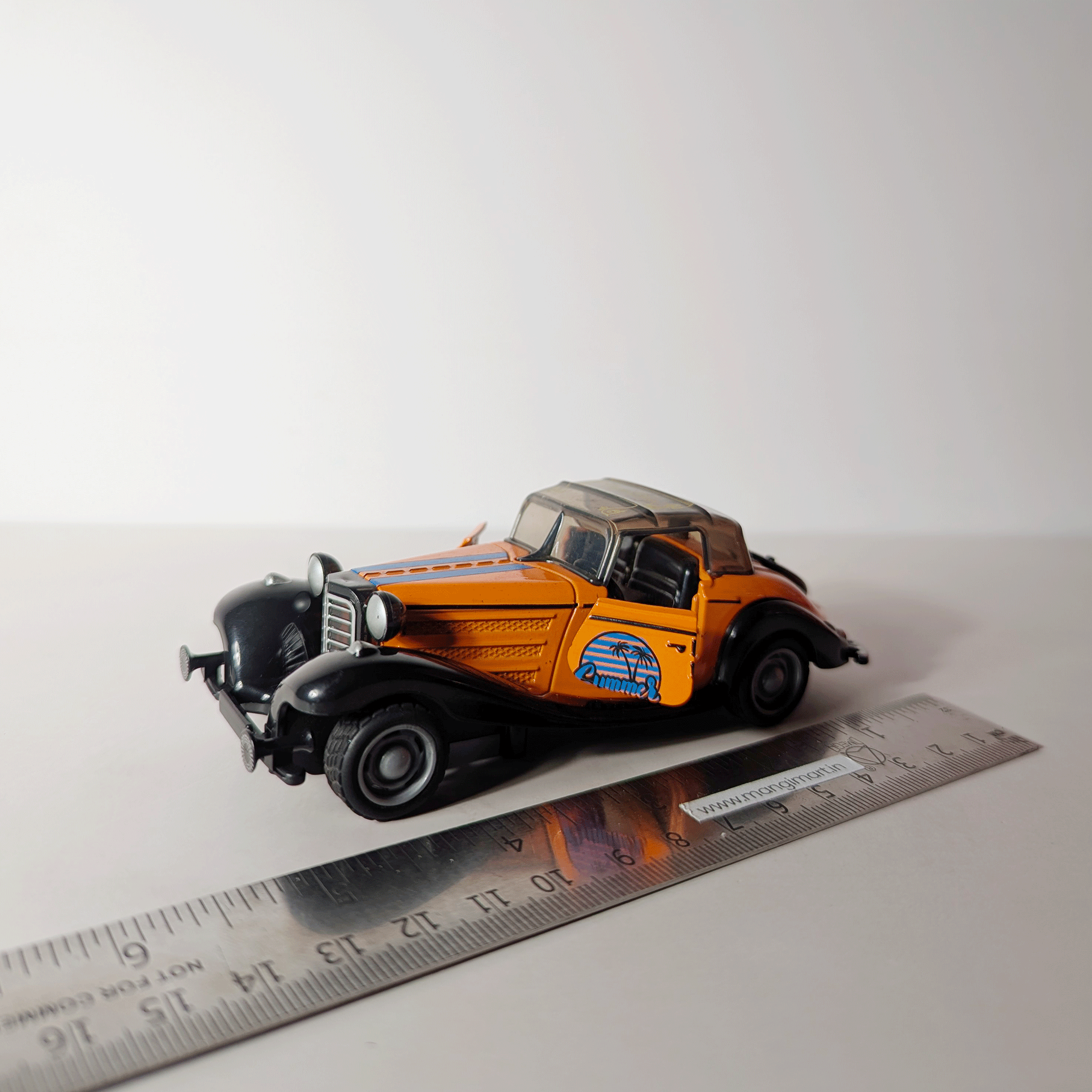 1:36 Vintage Roadster Orange