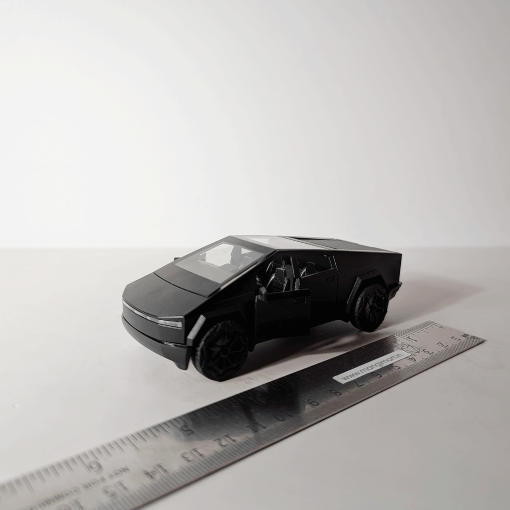 1:43 Cybar Truck Black