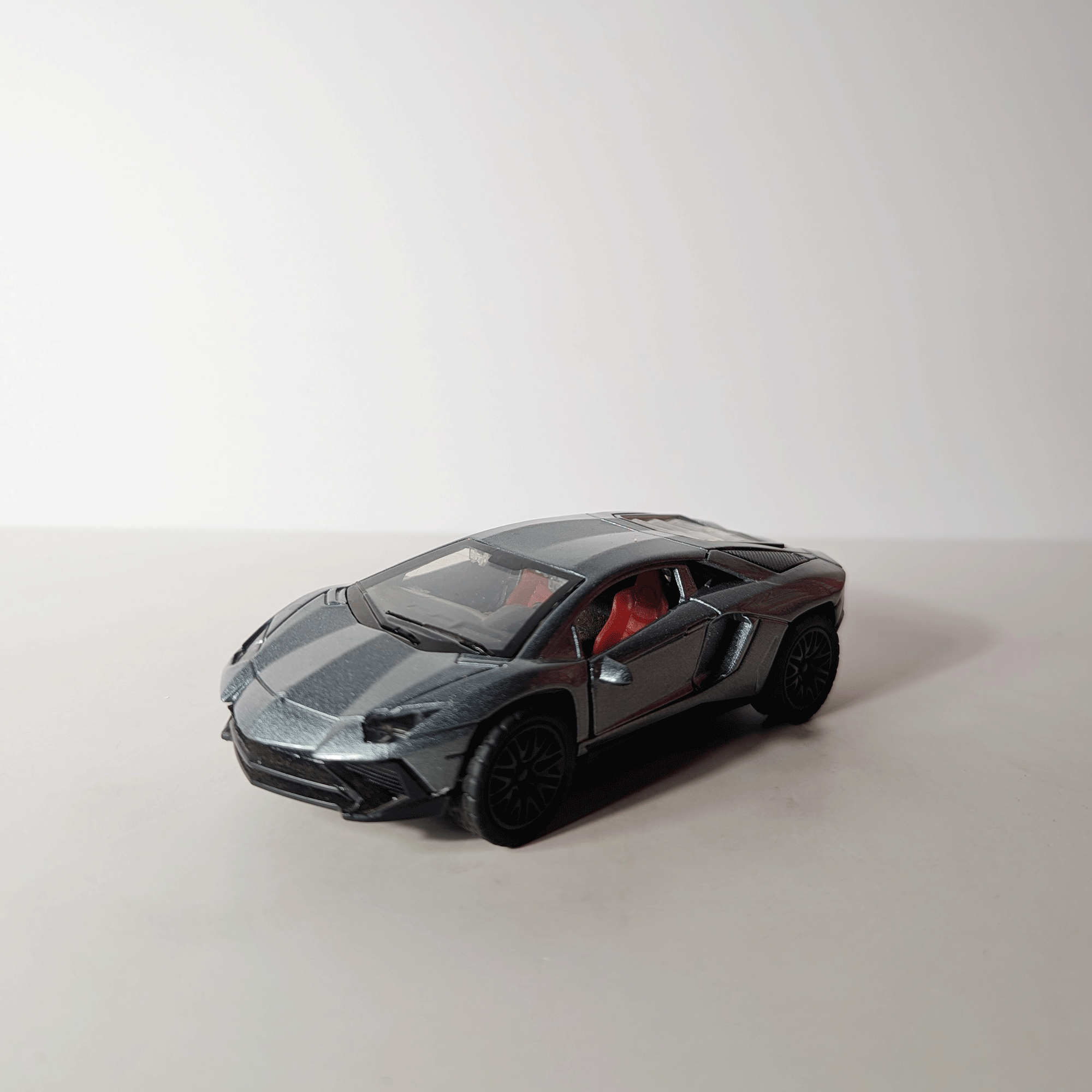 1:36 Lamborgini Grey