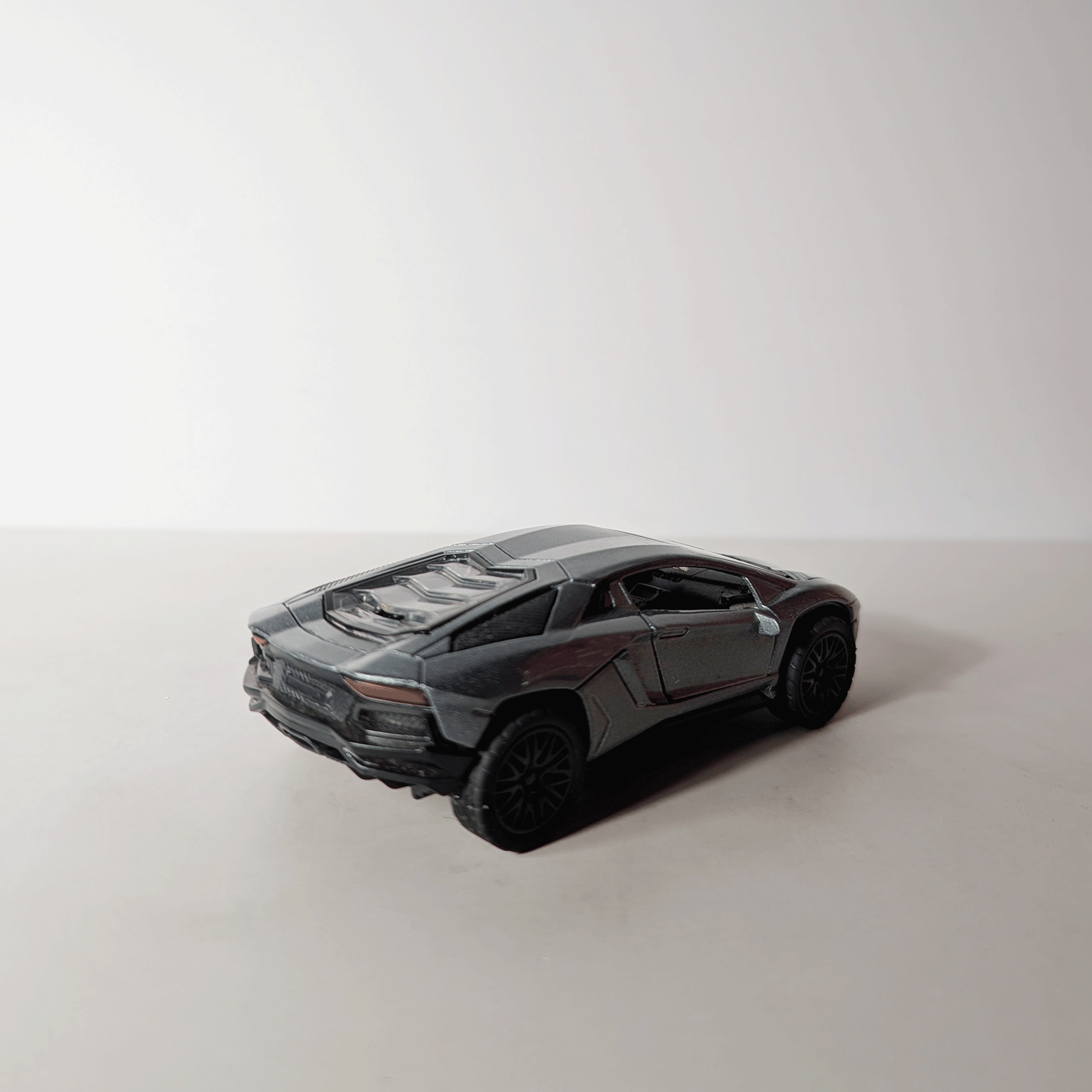 1:36 Lamborgini Grey
