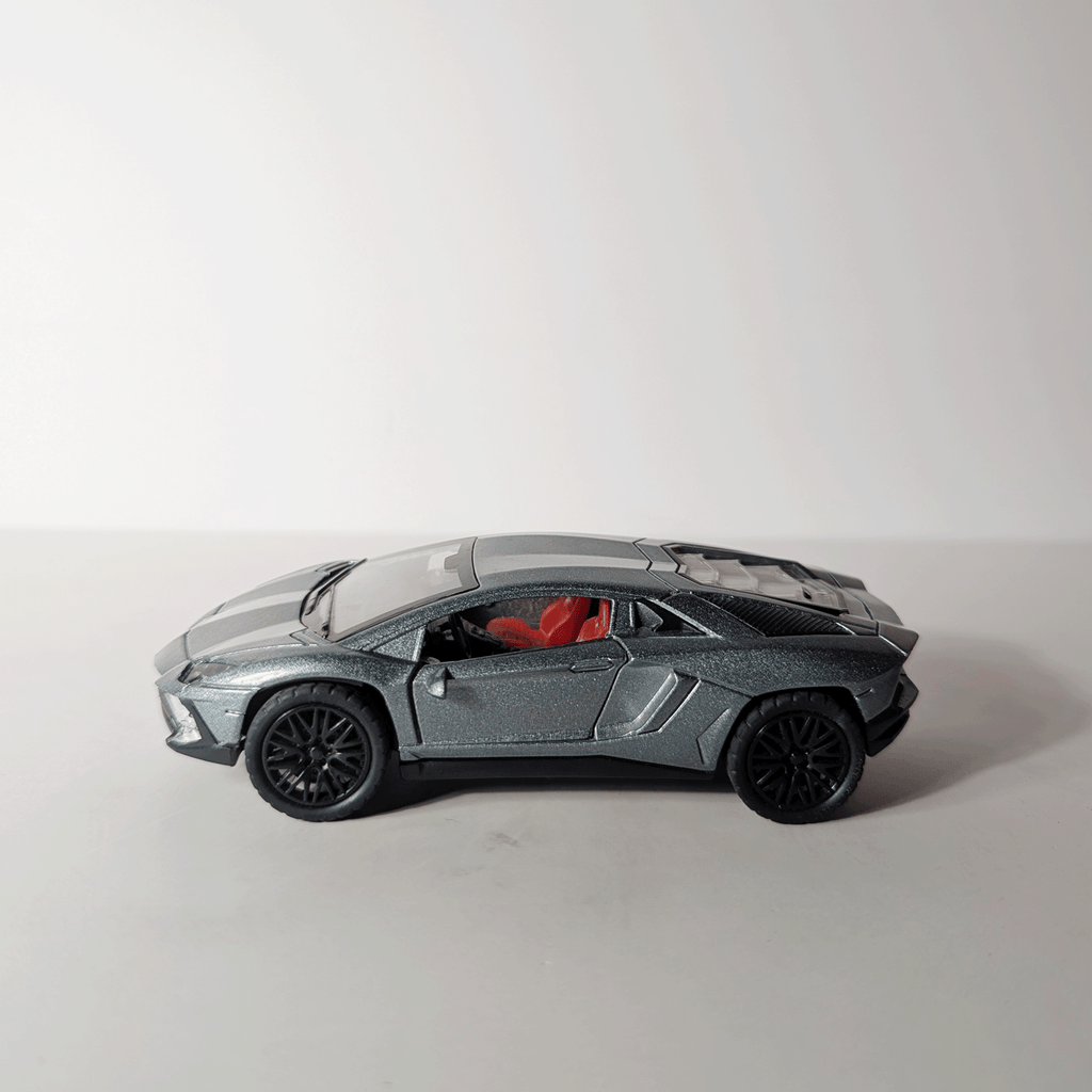 1:36 Lamborgini Grey