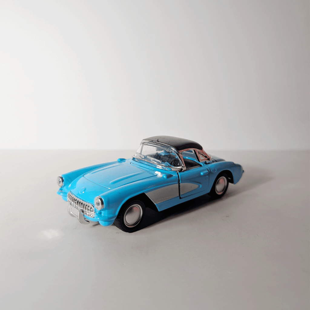 1:36 Corvet Blue
