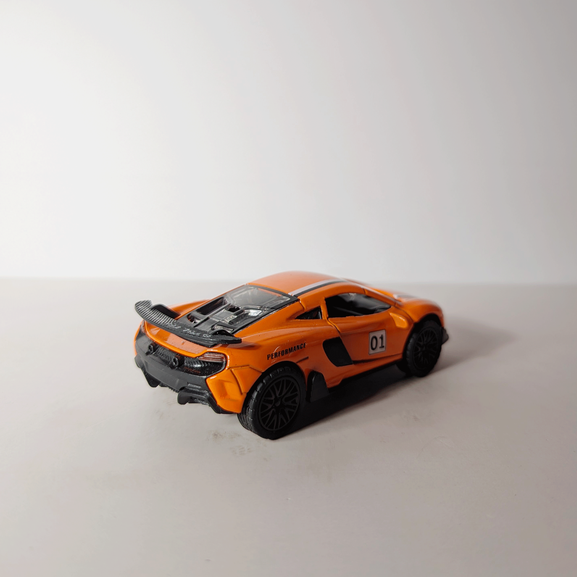 1:36 Mclarn Orange 02