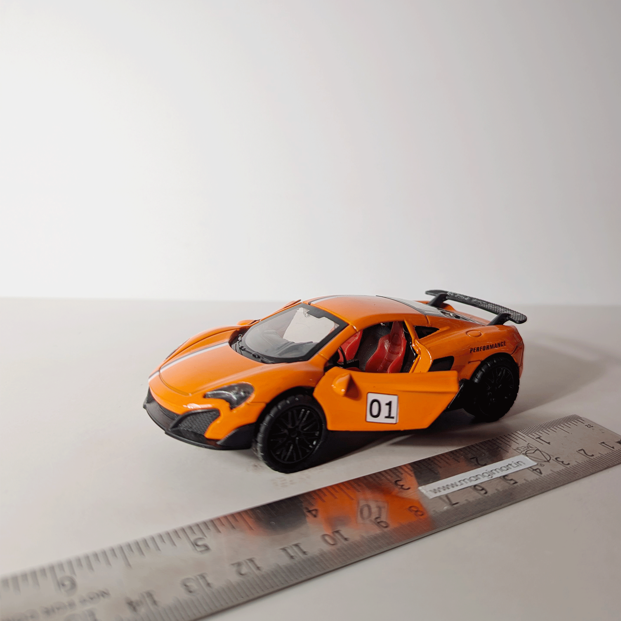 1:36 Mclarn Orange 02