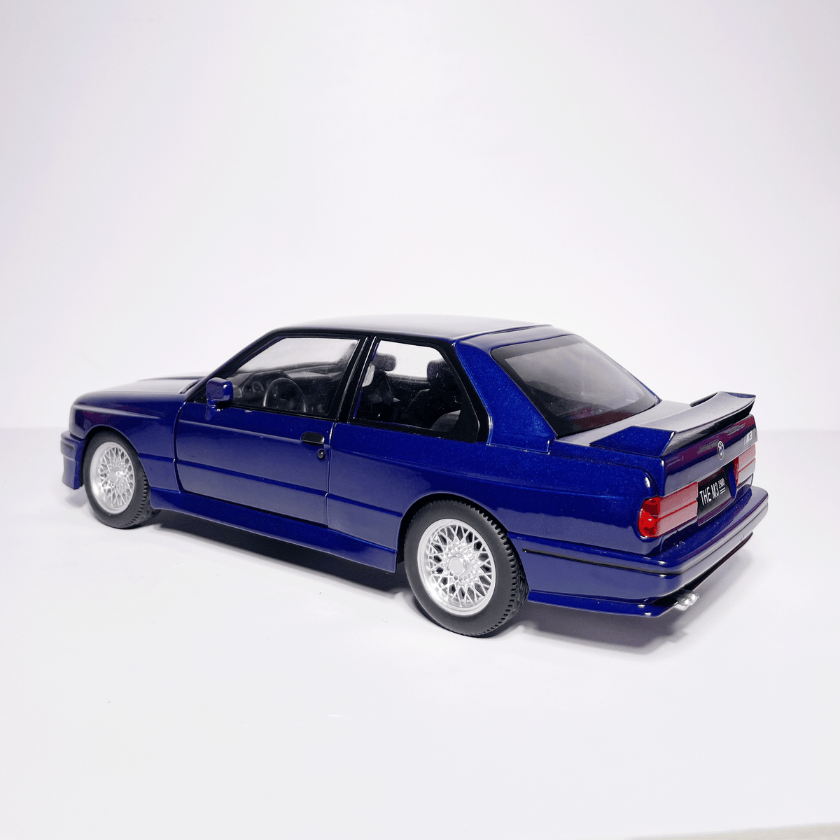 1:24 BMW M3 E30 Blue