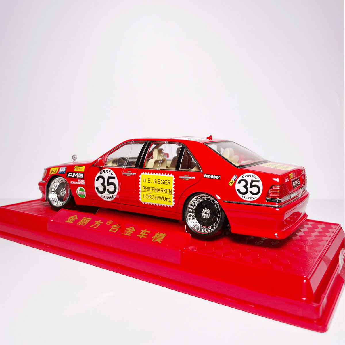1:24 AMG Red Acrylic Box