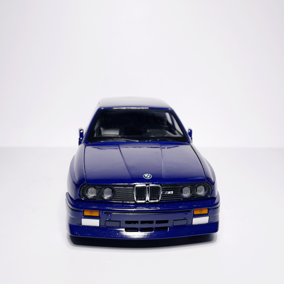 1:24 BMW M3 E30 Blue