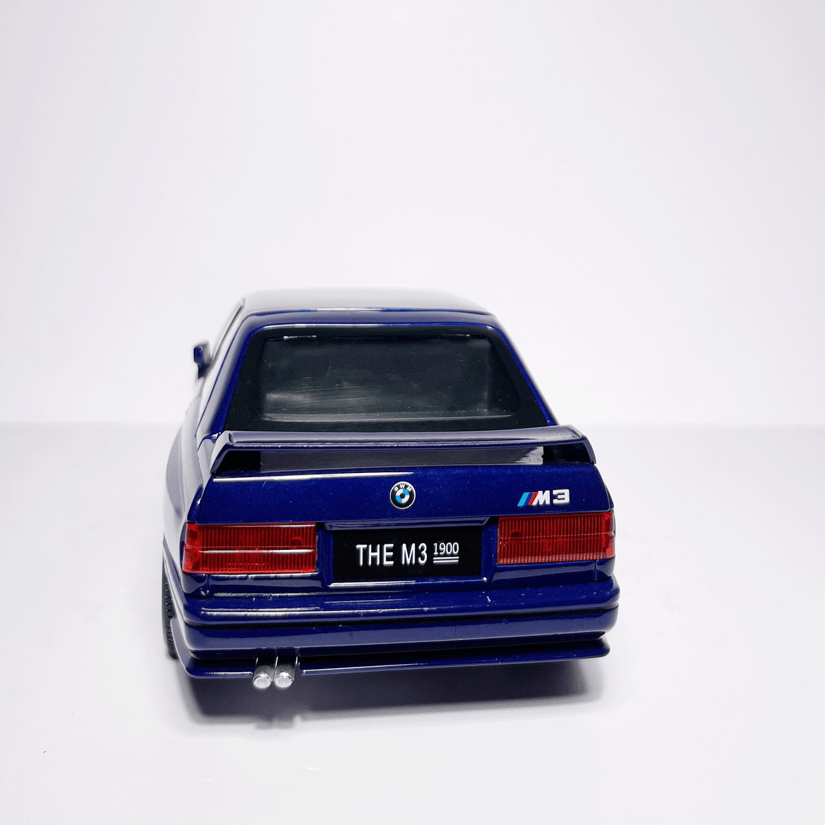 1:24 BMW M3 E30 Blue