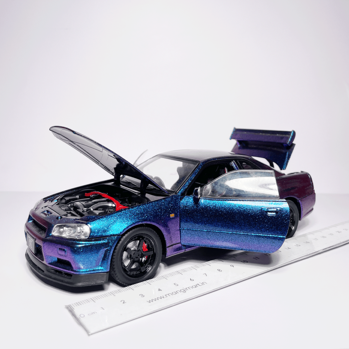 1:24 Nissan GTR R34 Skyline color-shift