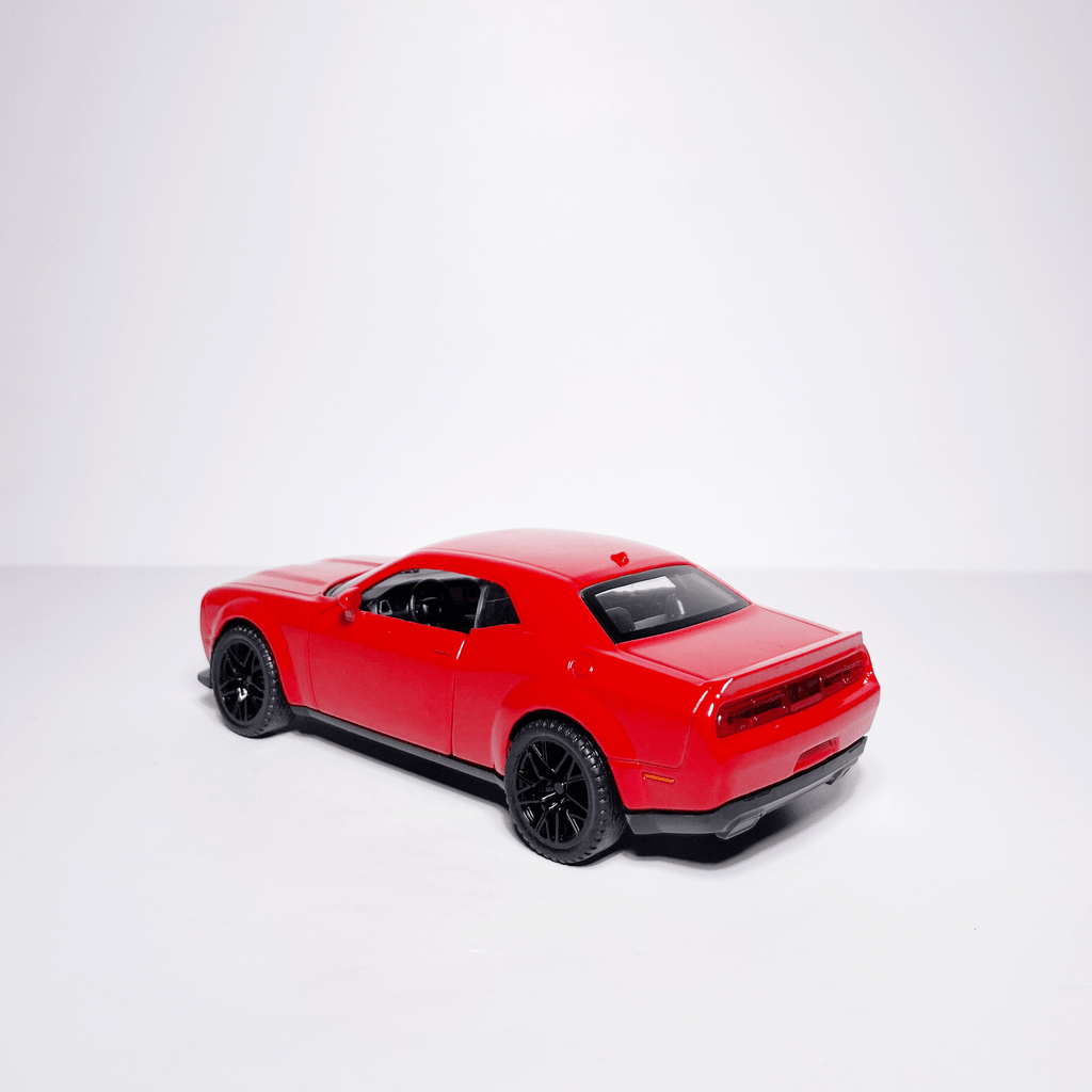 1:32 Dodge Red