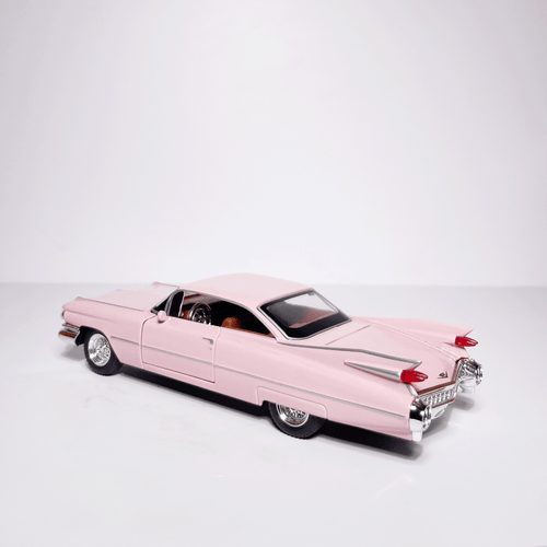 1:32 Vintage Cadilac Pink