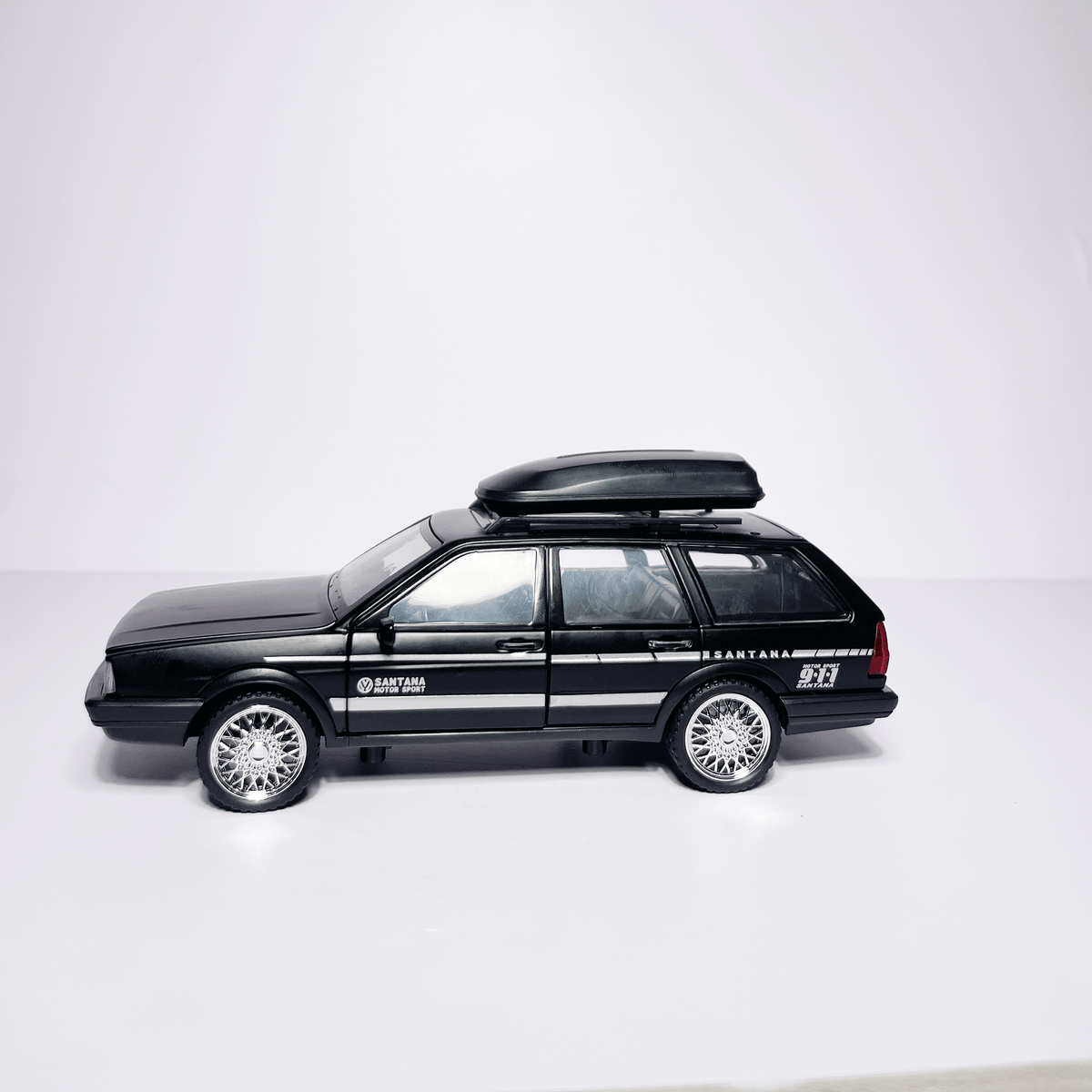 1:32 VW Santana Black