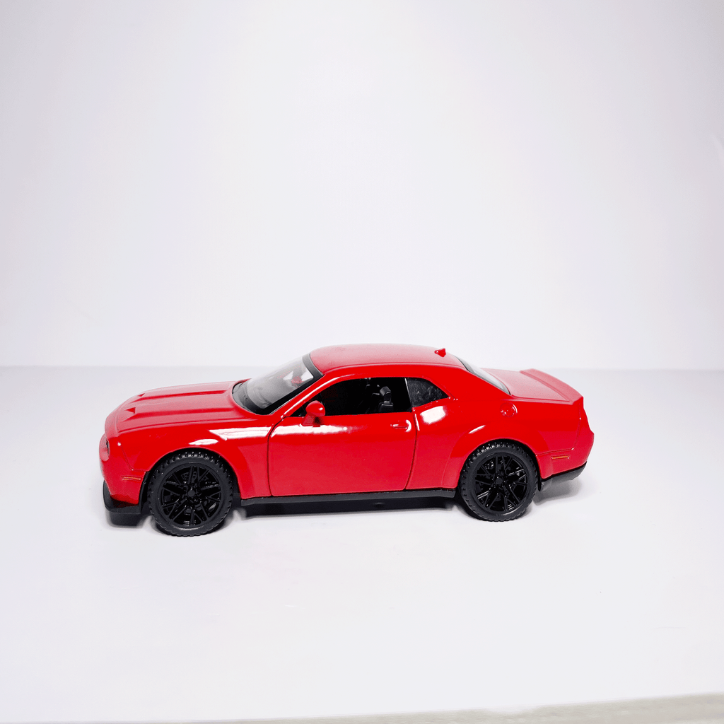 1:32 Dodge Red
