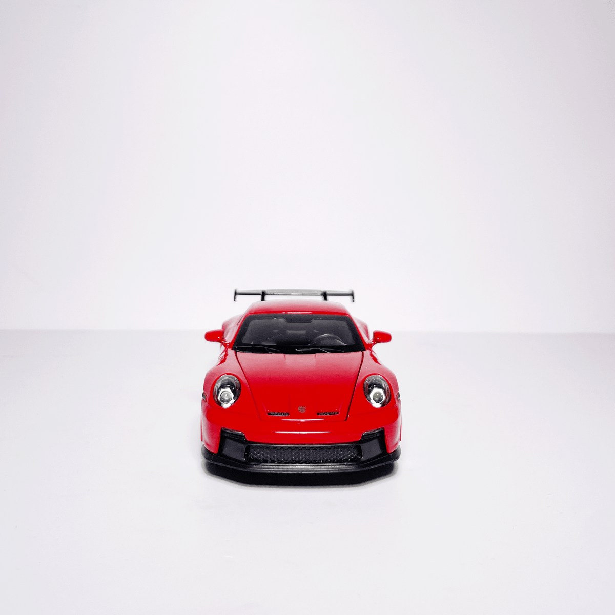 1:32 Porche Red