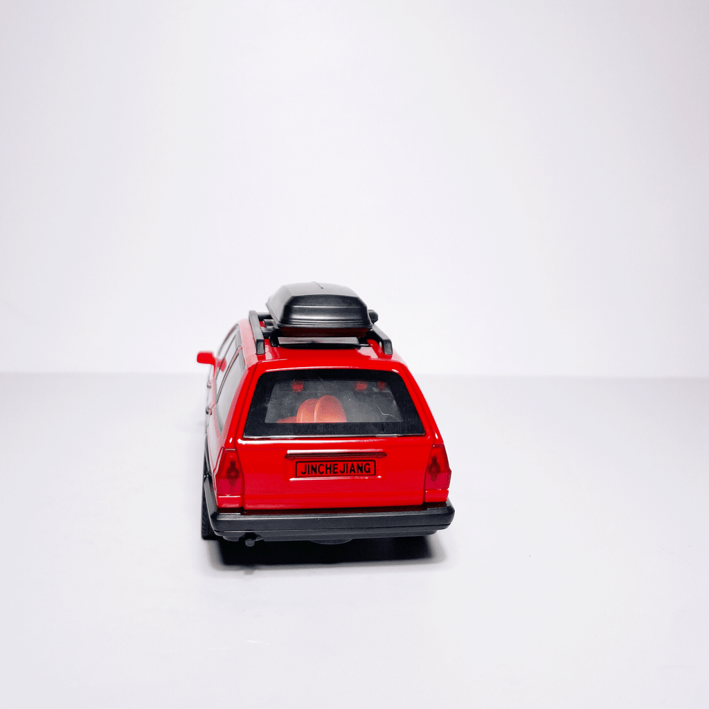 1:32 VW Santana Red