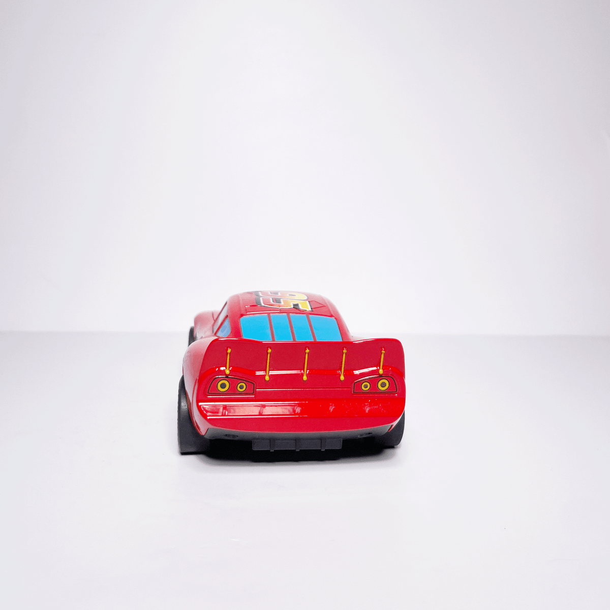 1:32 95 Car Red