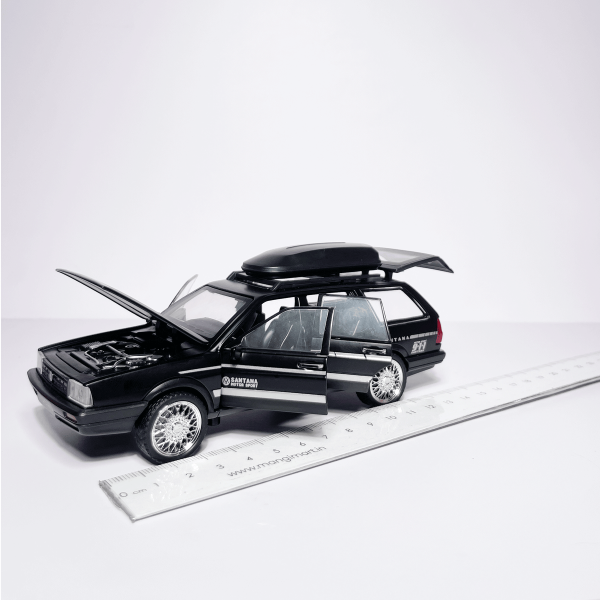 1:32 VW Santana Black
