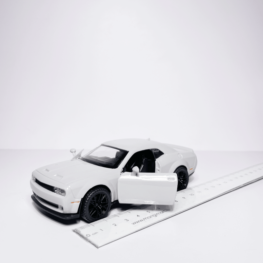 1:32 Dodge Grey