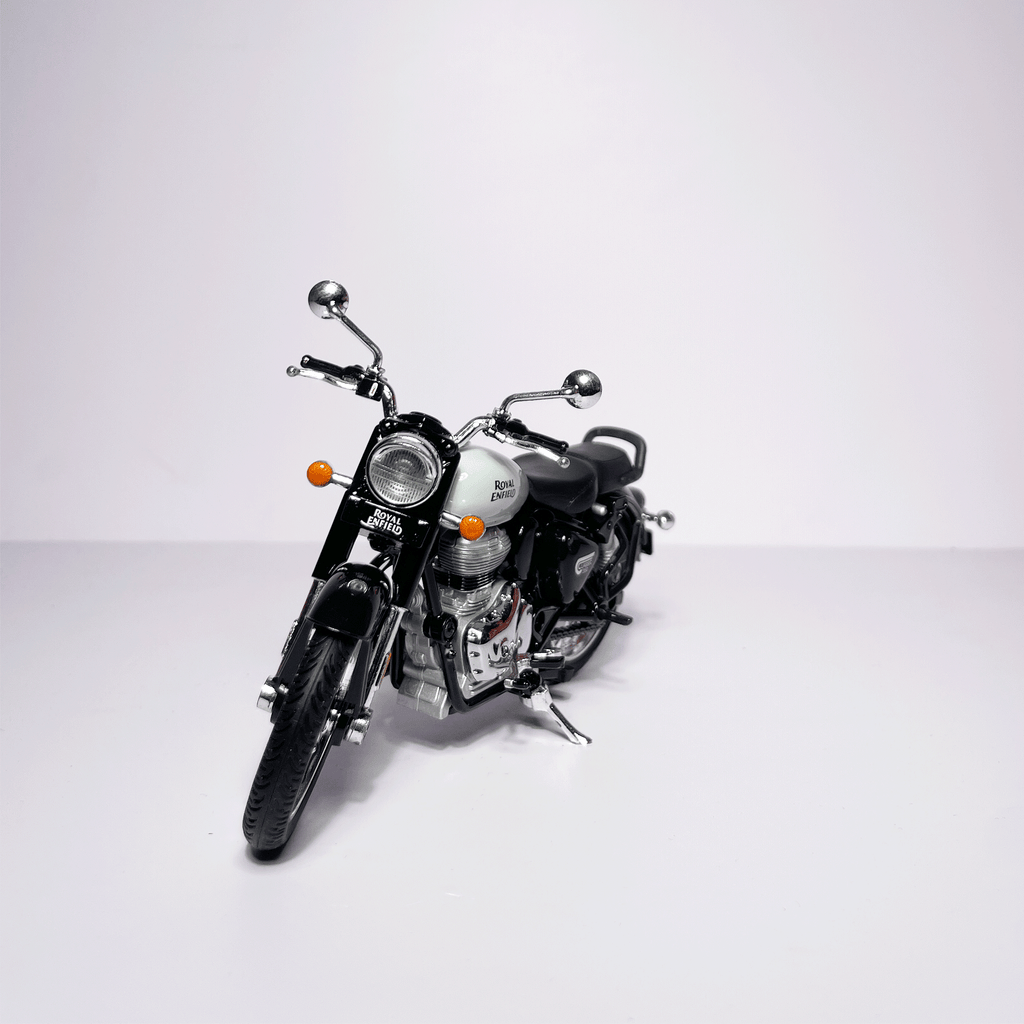 Royal Enfield Classic 1:15 Scale Die-Cast Motorcycle Model | Pull Back Toy Bike