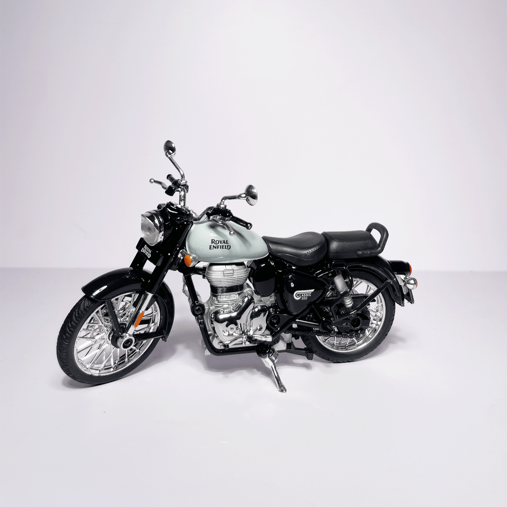 Royal Enfield Classic 1:15 Scale Die-Cast Motorcycle Model | Pull Back Toy Bike