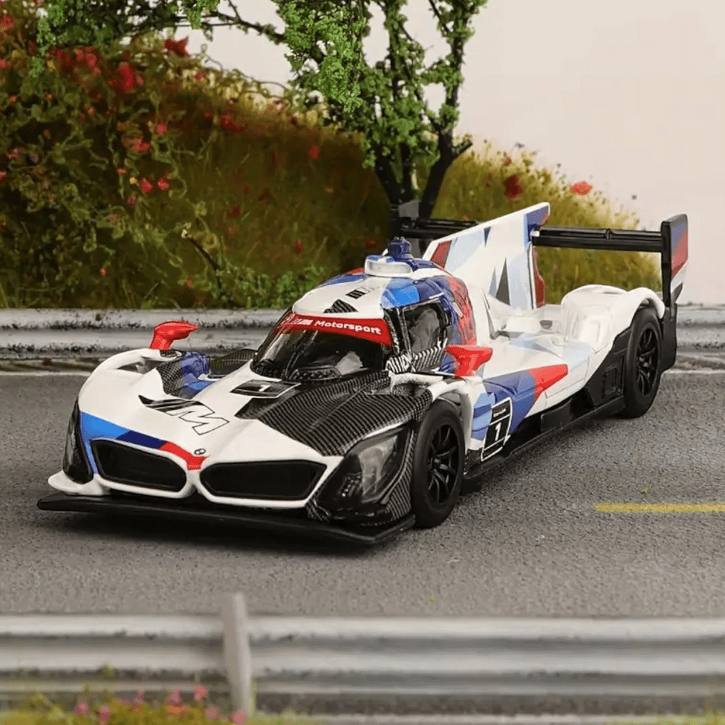 1:45 CCA BMW M Hybrid V8