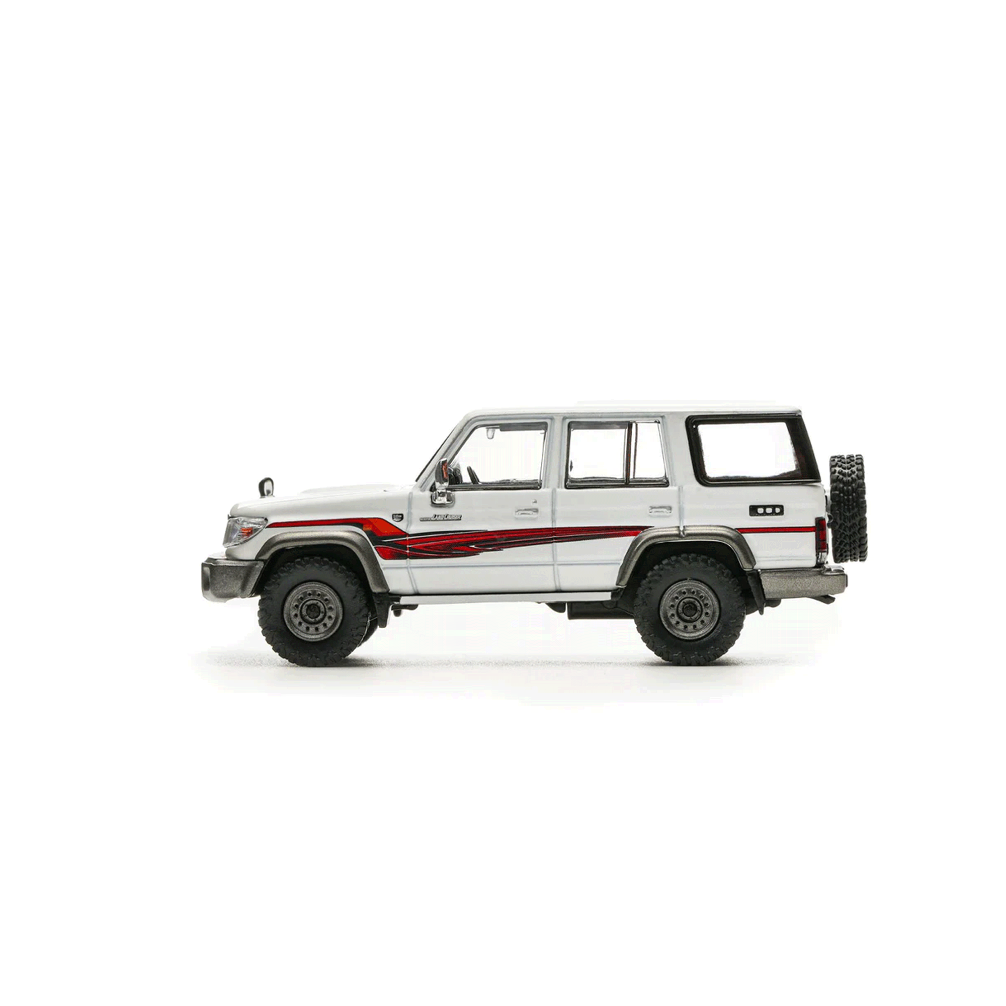 MASSDI  1:64 Toyota Land Cruiser 1994 White