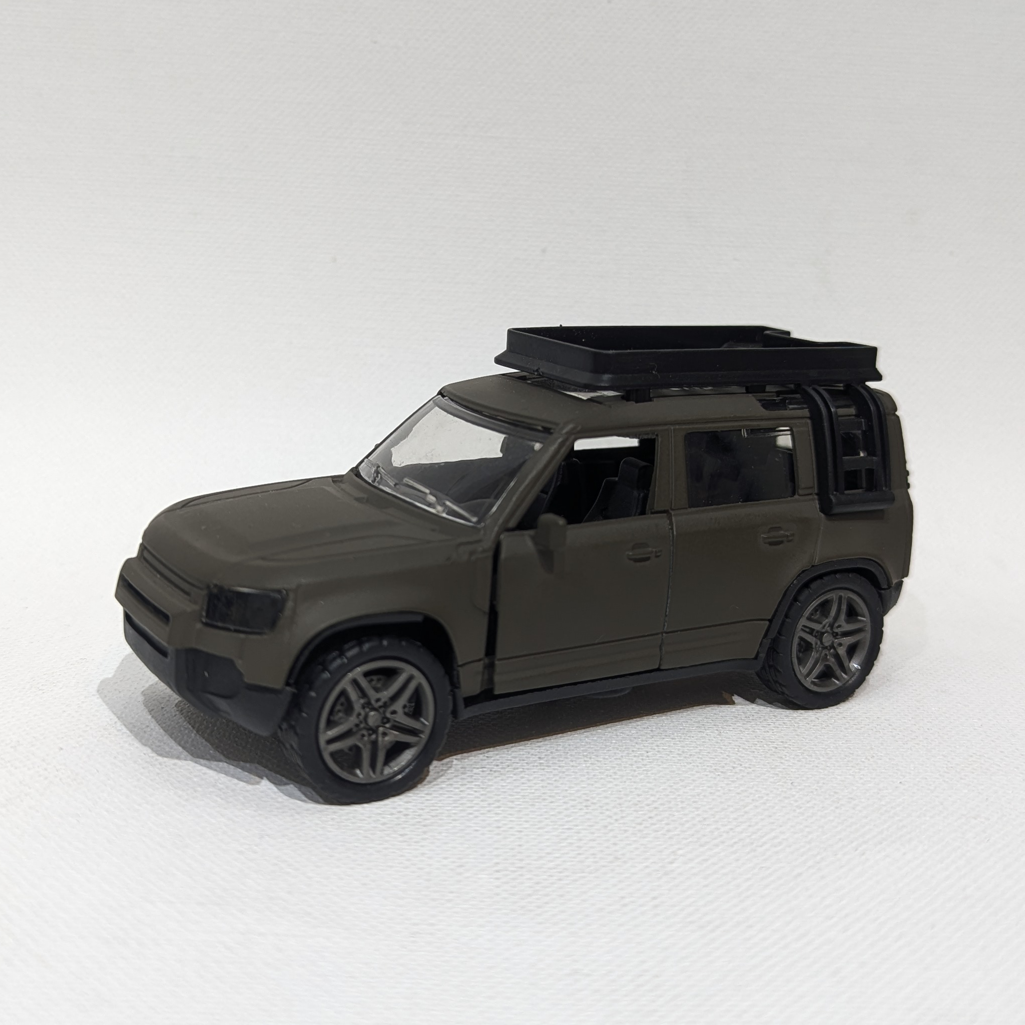 1:36 Adventure Off-Road SUV Model – Metal Body