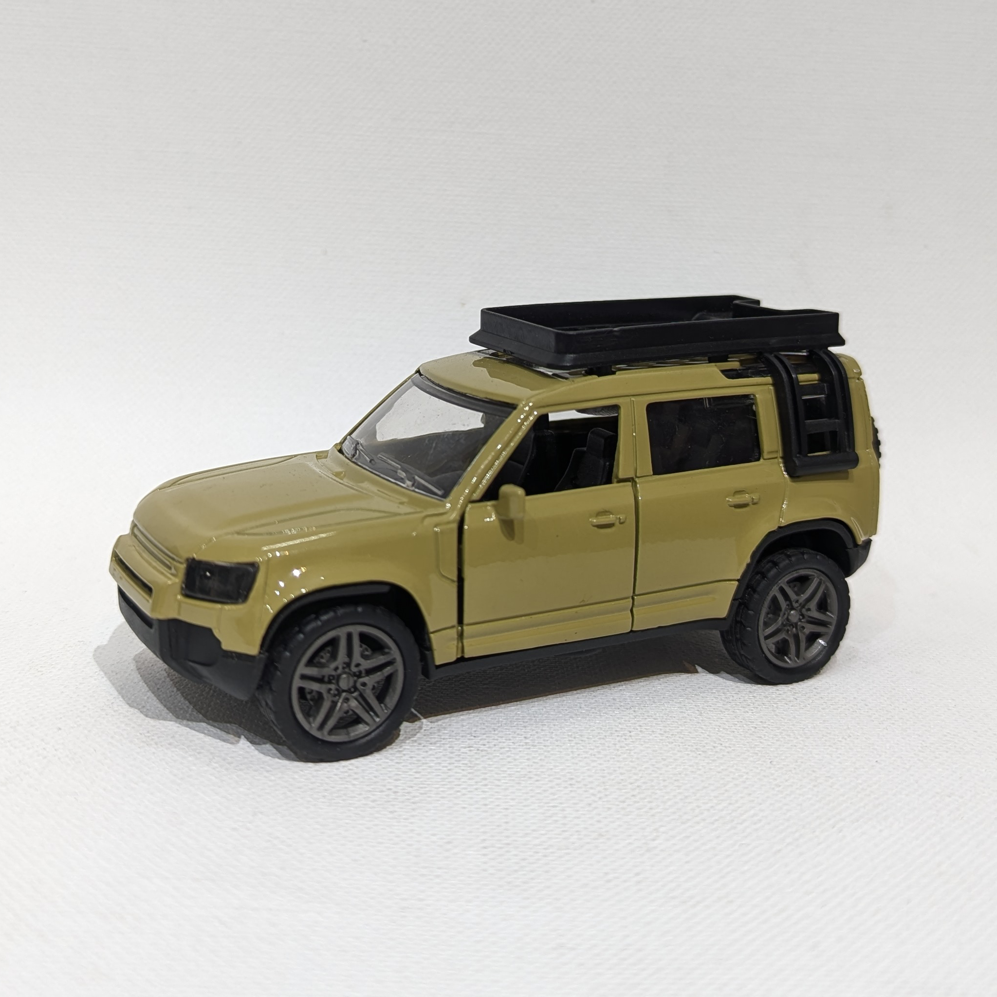 1:36 Adventure Off-Road SUV Model – Metal Body (Sand Beige)