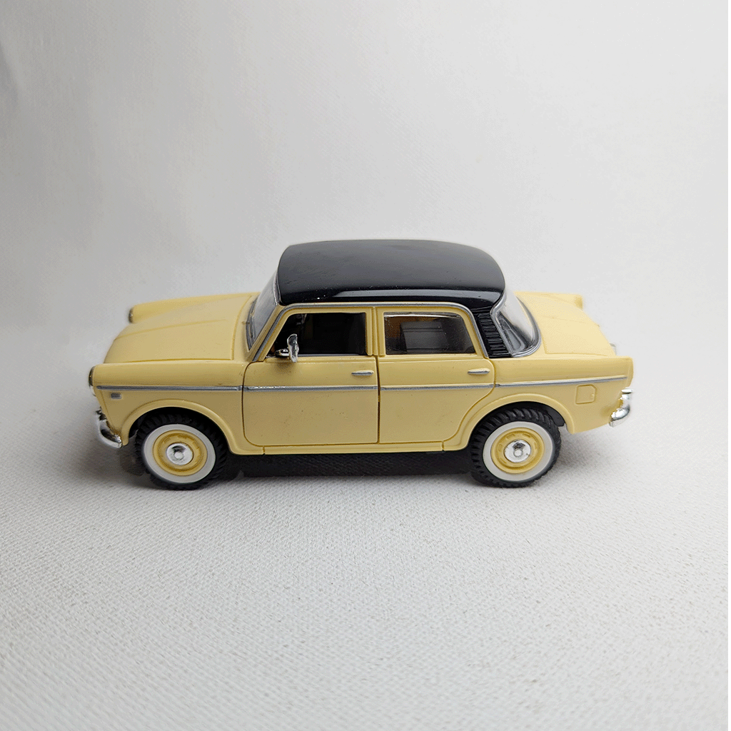 1:36 Padmini Plastic Diecast Beige