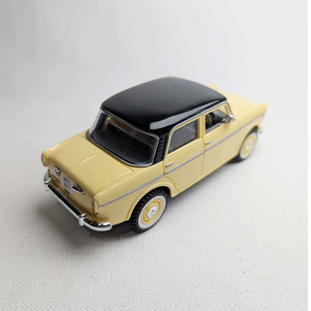 1:36 Padmini Plastic Diecast Beige