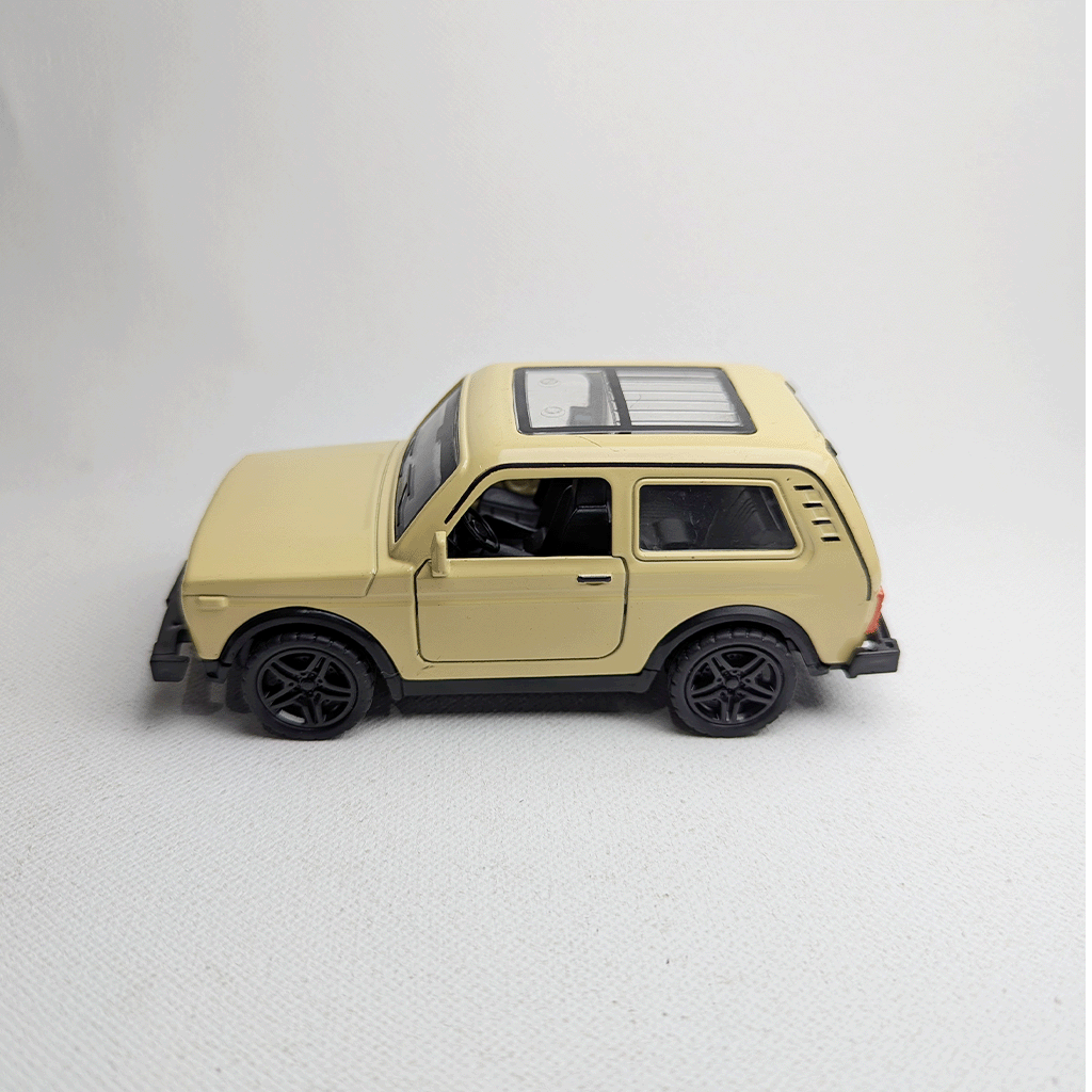 1:36 Lada Niva Metal Diecast Ivory