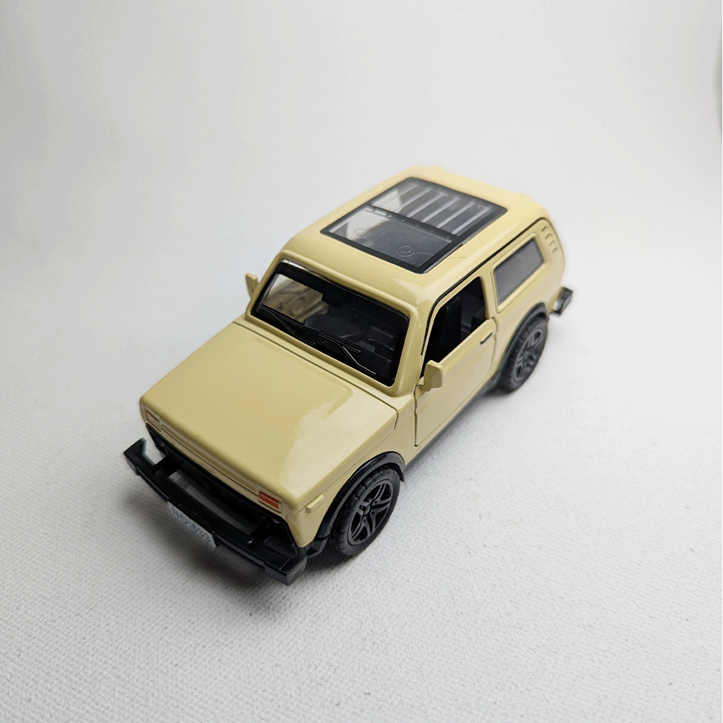 1:36 Lada Niva Metal Diecast Ivory